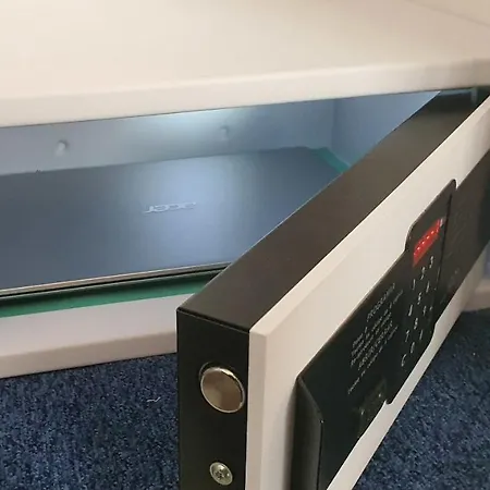 Отель Mireia Льорет-де-Мар