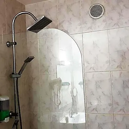 Mireia Hotel