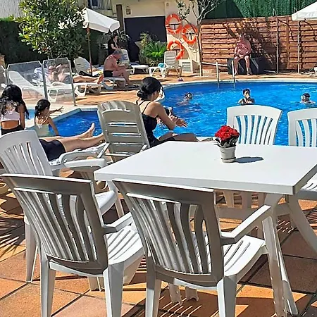 Mireia Hotel