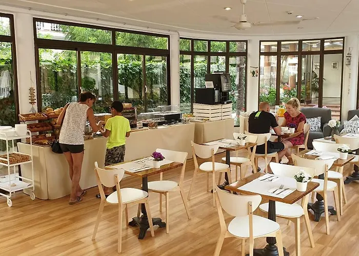 Mireia * Льорет-де-Мар